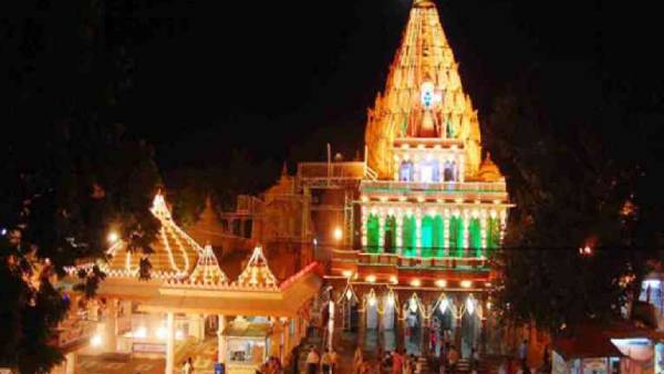 Ujjains Mahakaleshwar Temple During VIP Visits for Sawan Injures Many Ujjains Mahakaleshwar Temple During VIP Visits for Sawan Injures Many