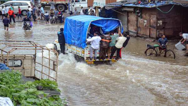 போக்குவரத்து துண்டிப்பு