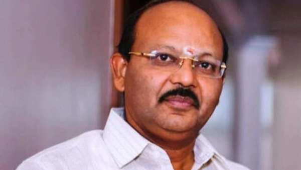 தேர்வு எழுதாமல் பாஸ்