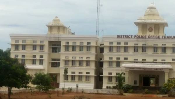 பியூட்டி பார்லர்