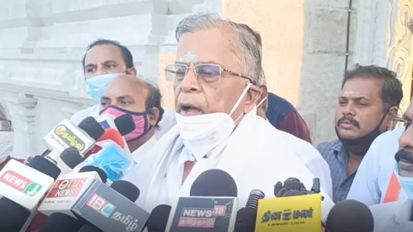 பாராட்ட விரும்பவில்லை