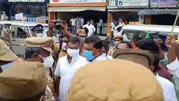 குவிந்த போலீஸ்