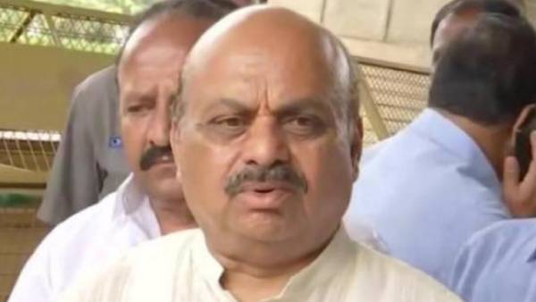 உங்க அப்பாவே எனக்கு தெரியும்