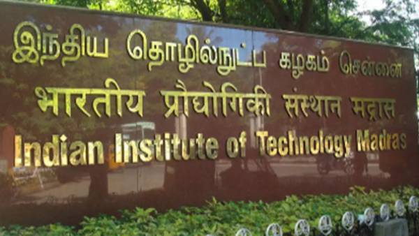 தொட்டால் உதிரும் கட்டிடங்கள்