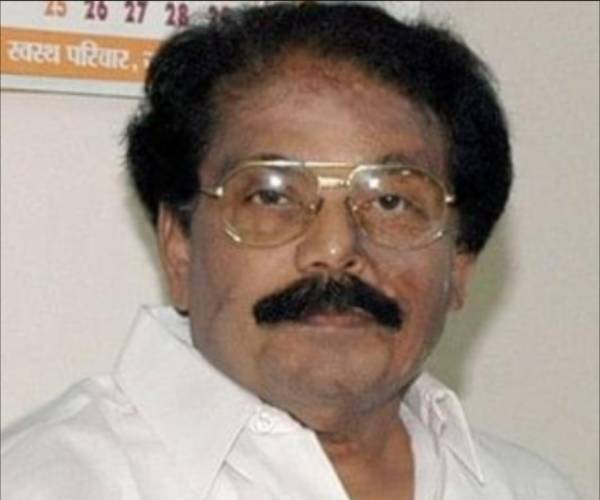 மூத்த அமைச்சர்
