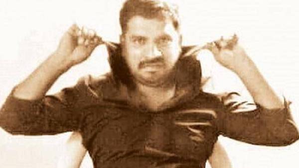 2 வழக்குகள்