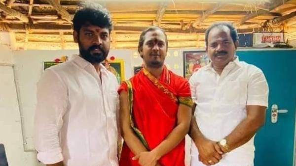 சிறையில் அடைப்பு