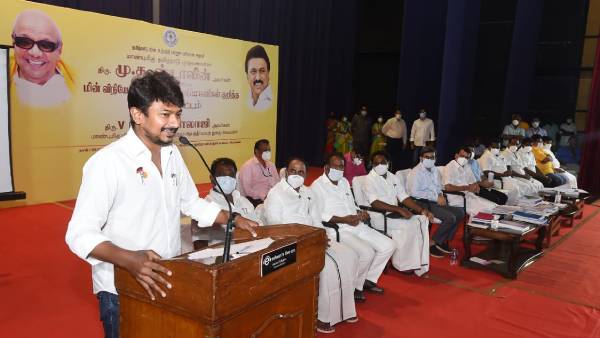 முன்மாதிரி அமைச்சர்
