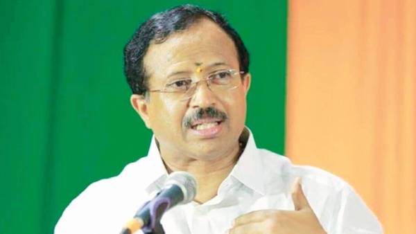 வெளிநாடுகளில் படிக்கும் மாணவர்கள்