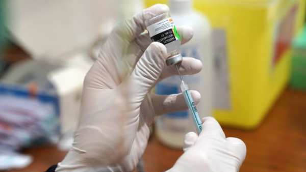 தனியார் மருத்துவமனைகளில் இலவச தடுப்பூசி