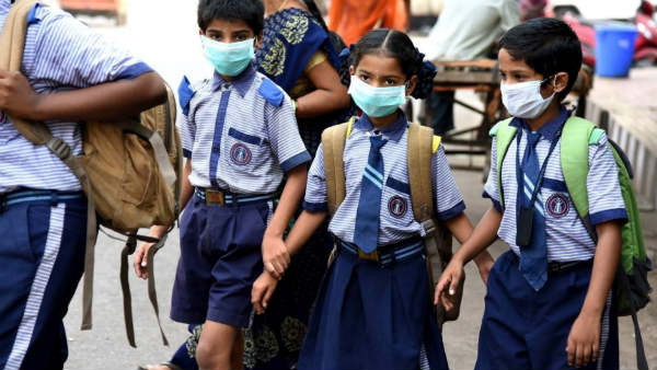 பள்ளிகள் திறப்பு