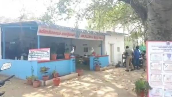 ராஜேஷ் வண்டியின் ஆர்சி புத்தகம்