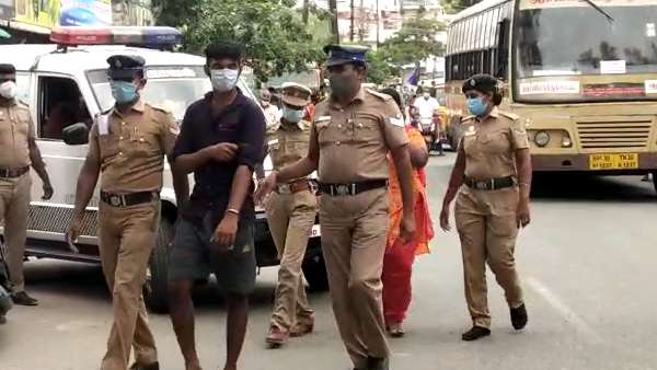 நள்ளிரவில் கொள்ளையர்கள்