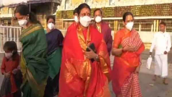 கோவிலுக்கு வர அழைப்பு