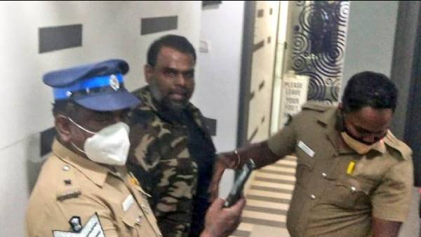 satyam tv office attacked by unknown person cctv footage released satyam tv office attacked by unknown person cctv footage released