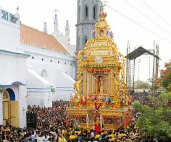 தங்க தேரோட்டம்