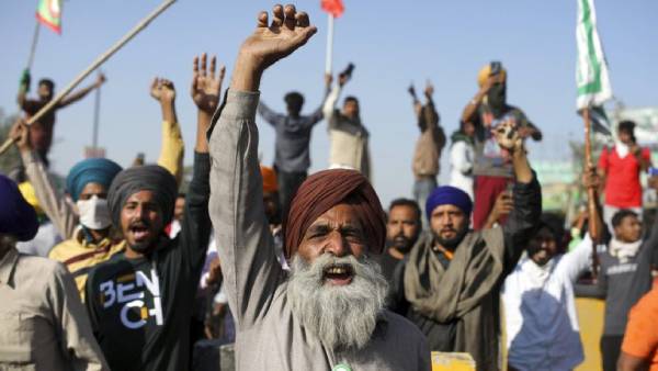 Bjp Mp Akshaybar lal said, The protesters in Delhi are not farmers Bjp Mp Akshaybar lal said, The protesters in Delhi are not farmers