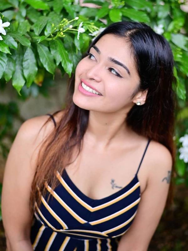 சமூக வலைத்தளத்தில் ஆக்டிவ்