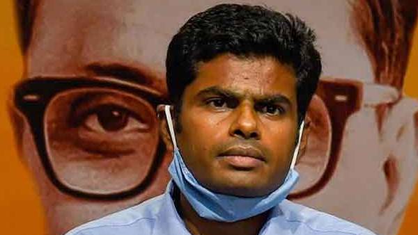 உலகம் இருண்டு விடாது