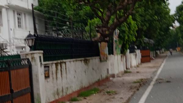 சவுத் அவென்யூ
