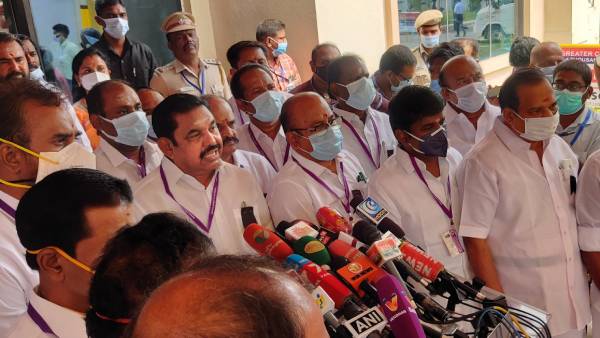முதல் நாளே அமளி துமளி