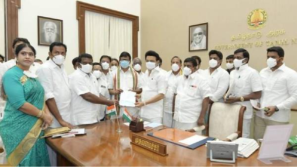 அ.தி.மு.க குற்றச்சாட்டு