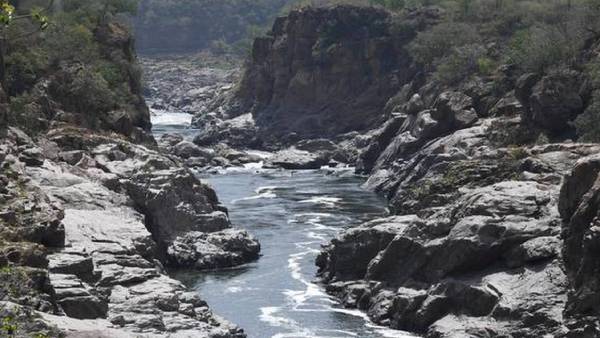 mekedatu dam case:SC Said tn govt petition is not being heard at present mekedatu dam case:SC Said tn govt petition is not being heard at present