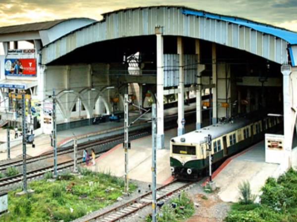 வேளச்சேரி ஆதம்பாக்கம்
