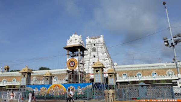 பெருமாள் குடியேறக் காரணம்