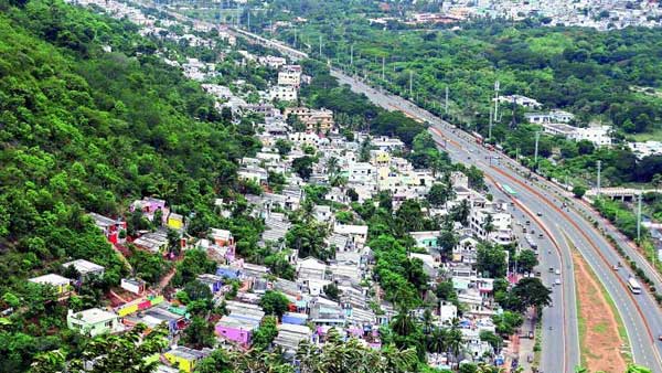 நிலமற்றவர்களுக்கு நிலம்