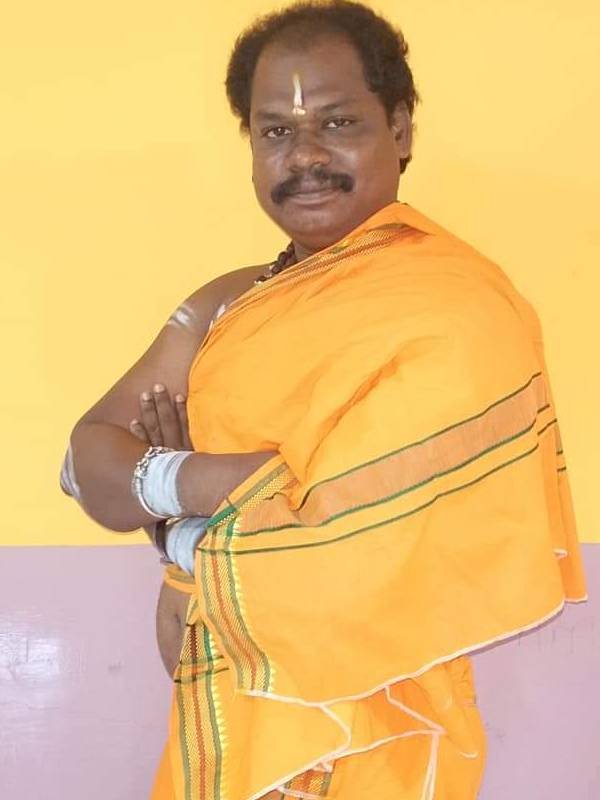 வீட்டை இடித்து