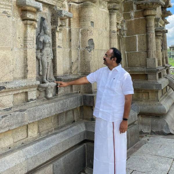 தென்னேரிக் கல்வெட்டு
