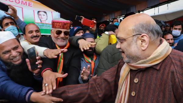  வந்துட்டேன்னு சொல்லு.! காஷ்மீர் போன அமித்ஷா, செய்த 2 தரமான செயல்கள்.. மிரண்டு போன பாக்.,!