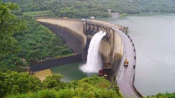 Idukki Dam Opening Extreme Flood - IMD Red Alert issues Kerala Idukki Dam Opening Extreme Flood - IMD Red Alert issues Kerala