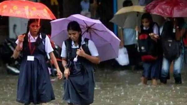 தமிழகத்தில் தொடர் மழை.. 8 மாவட்டங்களில் பள்ளிகளுக்கு விடுமுறை 
