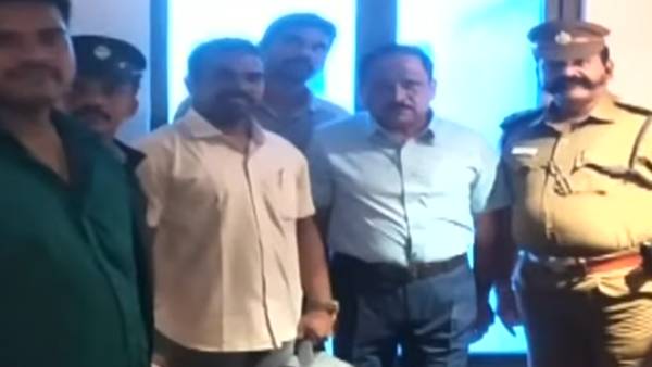 யாருப்பா நீ
