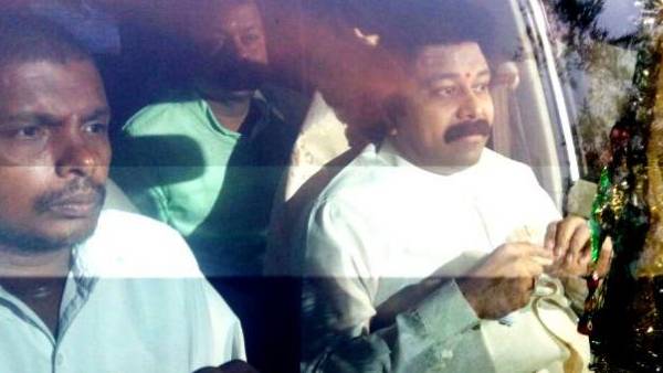 சிறை வாழ்க்கை