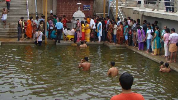 ஐப்பசி மாதத்தில் என்னென்ன விஷேசம் : காவிரியில் புனித நீராடினால் என்னென்ன நன்மைகள் 