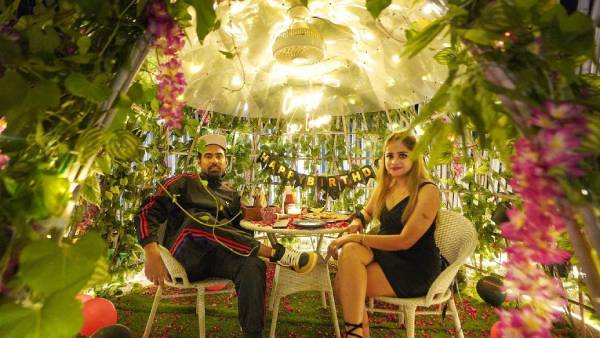  நாயை பலூனில் கட்டி பறக்க விட்டாரே யூடியூப்பர்.. இப்போ என்ன வம்பு செய்தார் தெரியுமா? அதிரடி கைது