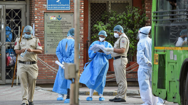 இந்தியாவில் கடந்த 24 மணி நேரத்தில் 12,907 பேருக்கு கொரோனா..  251 பேர் பலி! 