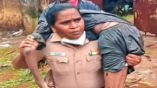 தவியாய் தவித்த மக்களுக்கு புதுத்துணி, உணவு.. கருணை உள்ளமிக்க பெண் இன்ஸ்பெக்டர்.. குவியும் பாராட்டு! 