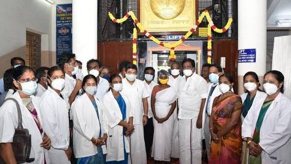 எம்.ஜி.ஆர். பாணியில் பி.டி.ஆர்; அரசு விழாவில் என்ன செய்தார் தெரியுமா? வியந்துபோன அதிகாரிகள்! 