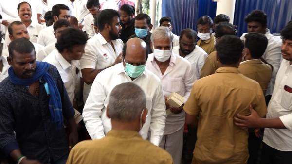 செய்தித்தாள்கள்