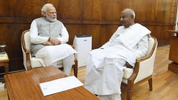 Former Prime Minister Devegowda met Prime Minister Narendra Modi Former Prime Minister Devegowda met Prime Minister Narendra Modi