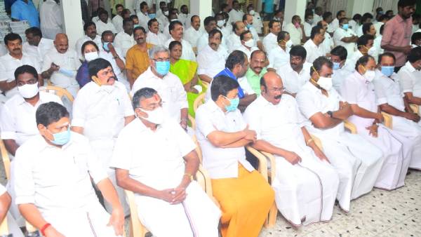 செங்கோட்டையன் வாதம்