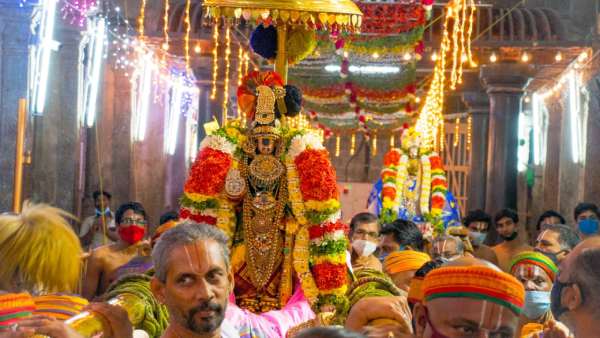 Vaikunta Ekadasi fasting glory - What are the benefits of saying the name Narayanan Vaikunta Ekadasi fasting glory - What are the benefits of saying the name Narayanan