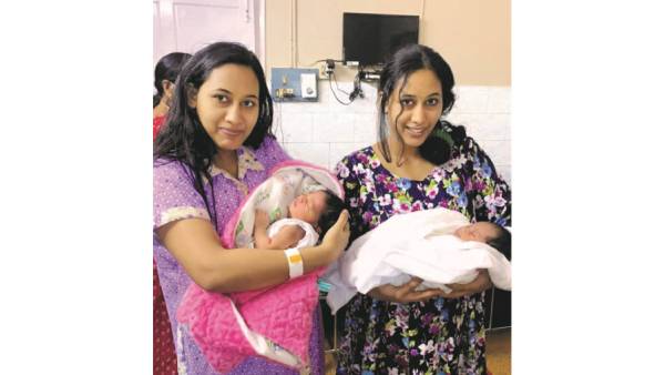 ஒரே வீட்டிற்குள்.. ஒரே நாளில்.. ஒரே மாதிரி.. இப்படியெல்லாம் கூட நடக்குமா.. ஆச்சரியம் தரும் ட்வின்ஸ்