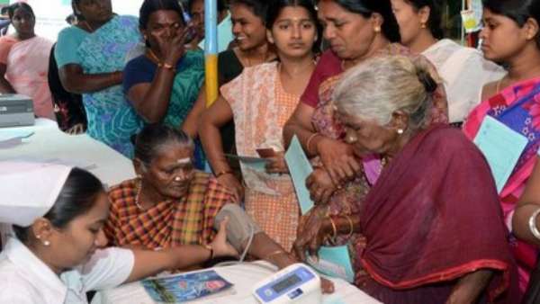 இந்தியாவில் 18 வயதுக்கு மேற்பட்டோருக்கான மெகா தடுப்பூசி திட்டம் தொடக்கம்