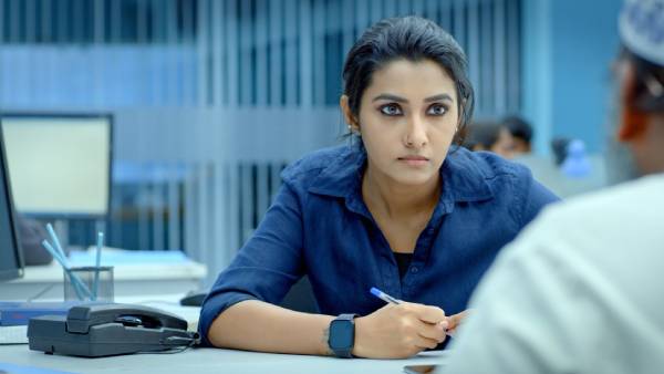 ரியல் ஜனலிஸ்ட் ரீல் ஜனலிஸ்ட் ஆக மாறிய பிரியா பவானி... கொண்டாட்டத்தில் ரசிகர்கள்