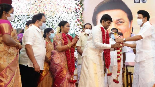 பூச்சி முருகன் தந்தை